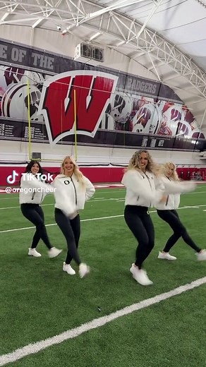 Oregon Cheer and Dance Highlights: Shout and Jump Around