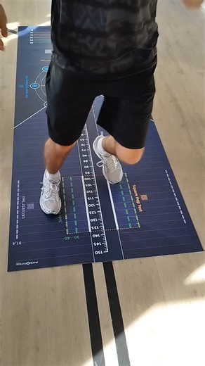 KVO2 Kiné Cardio Sport Annecy on Instagram: "@kvo2_kineannecy expertise with functional tests : test Side Hop test, Y test (star excursion balance test) and WBLT test with the @physio.therapie mat"