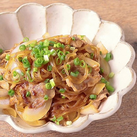 つるつる食感が美味しい 豚バラと新玉ねぎの甘辛炒め 作り方・レシピ | クラシル