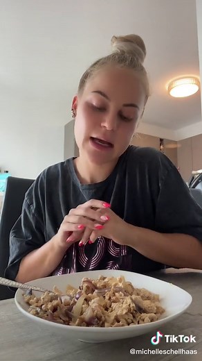 Michelle Schellhaas on TikTok
