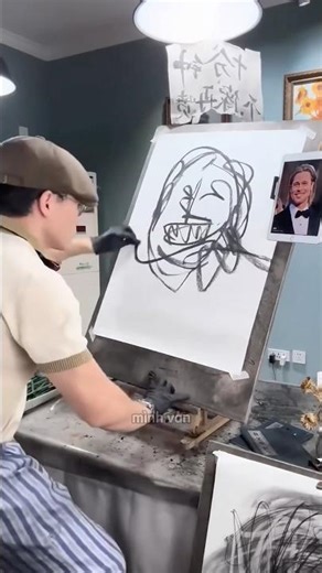 Anh họa sĩ vẽ tranh siêu dị 😅 #shorts