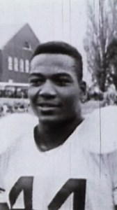 Jim Brown redefined greatness. 🏈 From Syracuse Football to the Cleveland Browns, his legendary career changed the game. His impact goes beyond the field—he is an icon. #BlackHistoryMonth #JimBrown #Legend #CFBHALL #NFL #DawgPound | Pro Football Hall of Fame | College Football Hall of Fame