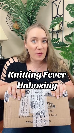 I’m so excited to crochet with this yarn from @knittingfever They are so soft and perfect for some of the plans I have for the rest of the year. Plus those tools! 🤩 I think this Interchangeable Tunisian Hook Set is my new favorite set! I love it so much! You’ll see me use it more often in future videos! Thanks @knittingfever for sending me this awesome yarn and those tools! Check out their site and follow them for more yarn and tools inspiration, even for crocheters! ♥️ . . . . #crochet #nickis