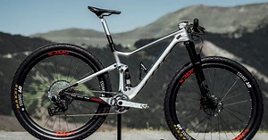 See Nino Schurter's customised 2019 Scott Spark