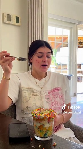 Sima Tries the Viral Dot Cake Reaction