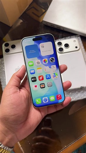 iPhone 17 Pro ⚪️