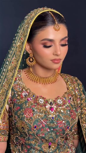 Berkha Khokhar on Instagram: "A nikkah bridal look for our upcoming brides this season - Enhanced eyes with glossy lips paired with glowy skin Bride: @abeehaa.arshadd Dress: @nomiansari Makeup & Hair: @fashionfacebeauty #houstonmua #houstonbrides #houstonmakeupartist #houstonmakeupartists #houstonbrides houstongram houstonweddings streetstyle styledinpakistan stylediary baratbride bridal bridalmakeup bridalsarees bridaljewellery bridalstyle bridallehenga pakistanibrides pakistanfashion pakistans
