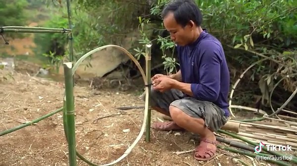 Build An Underwater Bamboo House With A Million Dollar Swimming Pool And Fish Pool_101