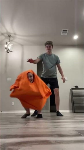 Hilarious T-Shirt Dance Fail: When Dancing in a Giant Tee Goes Wrong#dancefail