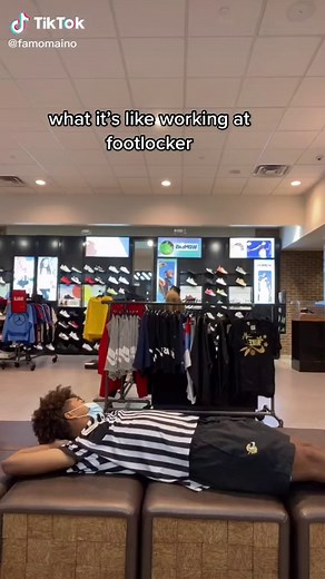 Understanding the Payscale at Foot Locker Jobs