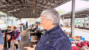 71K views · 1.6K reactions | Doamnele amendate cu 7 mii lei și 6000 lei de poliție pentru comerț. | Democrația Acasă | Facebook