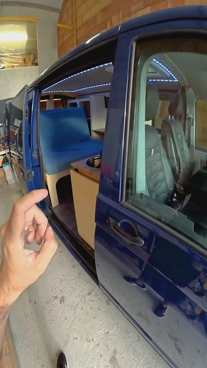 9.5K views · 334 reactions | Quelle est la meilleur batterie à installer dans ton van aménagé : Voici celle que j’ai installé dans mon van : #van #bluettipower #bluetti #amenagement #vanlife | Mathieu Wallax | Facebook