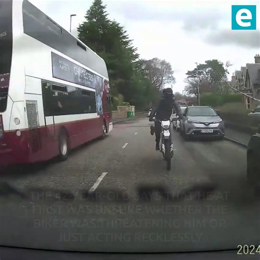 The biker swings across lanes whilst performing wheelies 😳😳 | Edinburgh Live