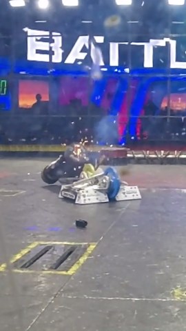 Our Battlebot's BIIIIG FIGHT!