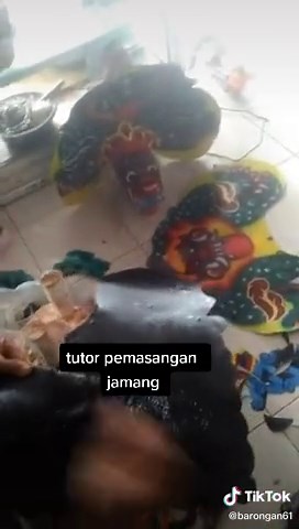 Creating Colorful Intricate Masks: A Craftsmanship Guide