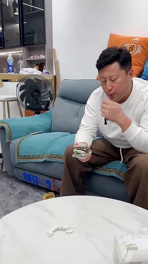 6.6K views · 19 reactions | Dad got drunk at noon. It’s too hot. Get him a fan to blow it off #meme #memesdaily #like #viral #dailymemes #fun #jokes #memes #explorepage #follow #memepage #lol #trending #explore #instagood #humor #edgymemes #instagram #laugh #dankmemes #love #cute #funny #funnymemes #funnyvideos #comedy #tiktok #lmao | Jeff Bradtke | Facebook