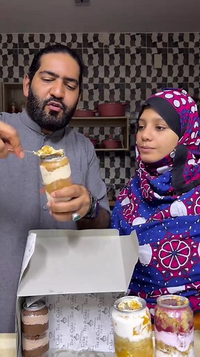 Trying the new CAN CAKE flavors from @Tea and cake Pop up Very berry can cake Mango cream can cake Biscoff can cake Hazelnut spread can cake #cancakes #teaandcakepopup #chefalimandhry #dijalartiste #cancake