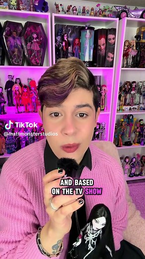 New Morticia Addams Skullector Doll Now Available