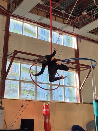 #circus #aerialhoop #contortion #повітрянагімнастика #aerial