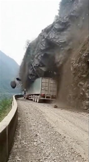 Mountain COLLAPSES onto an 18-Wheeler 🪨