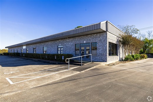8900 Emmett F Lowry Expy, Texas City, TX 77591 - Office for Lease | LoopNet