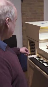 “The most complicated form of machinery in the late 17th and early 18th century” To celebrate #internationalorganday here’s the wonderful John Butt talking about an organ Handel would have been familiar with. | Orchestra of the Age of Enlightenment