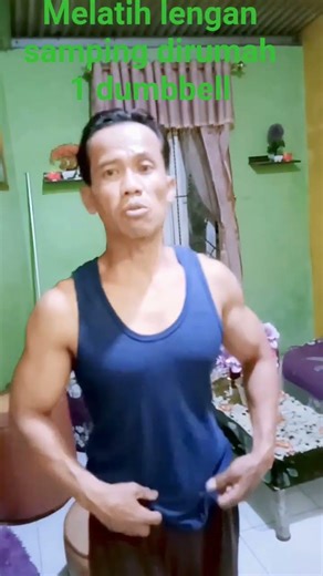 melatih lengan samping di rumah 1 Dumbbell