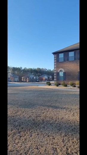 Welcome to Hampton, GA. can you guess the price of this beauty 😍 #atlantaliving #homeboundatl #hometours #realestate #hamptonga