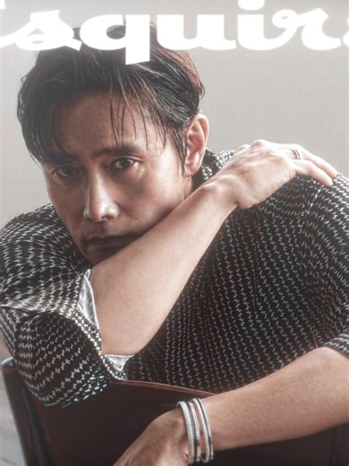someone pls tell me you see the similarities between these photoshoots ac: oscmp3 cc: snipes.ae #leejungjae #leebyunghun #leejungjaeedit #leebyunghunedit #ljj #lbh #bhjj #jungjaelee #byunghunlee