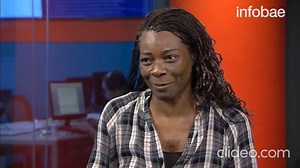 Entrevista Buika | Pt. 3 – ¿Cómo fue tu infancia? – Yo pasé toda mi infancia creyendo que era un absoluto cero a la izquierda. Que era una inútil, una imbécil. Que no tendría posibilidades en el futuro porque era lo que veía de mí constantemente de los adultos y de gente que me quería mucho. Dicen que yo no quise estudiar. Yo creo que lo que hace que un niño no termine es un enfado, no es un "no querer". Es una incomprensión interior. Entonces yo recuerdo que a mí me dieron mucha batalla con eso