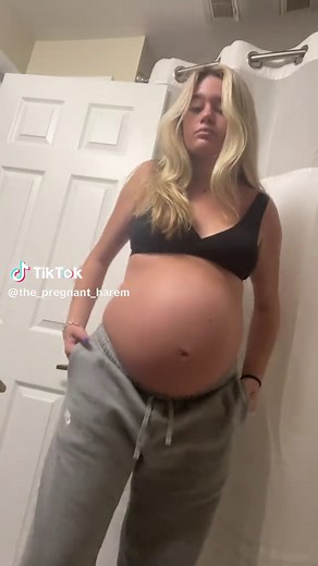 #pregnantbellybutton #pregnantbellybump #preggo #pregnantbelly #pregnantbellyrub #pregnantbellydancer #pregnant #pregnantteen #teenpregnancy #teenpregnant #teenmom #mom #foryou #viral #mother #39weeks #39weekspregnant #belly #fyp