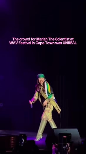 this is the energy we need for the #HEARTSSOLDSEPARATELY tour!!! our girl deserves this so much 🥹💕 @Mariah the Scientist #MariahTheScientist #LiveMusic #RnB #Sacrifice