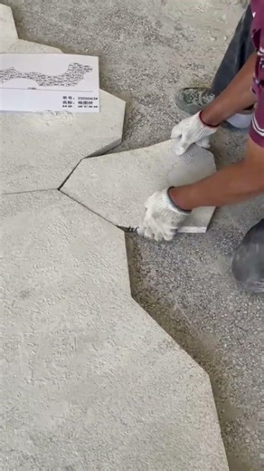 Technique of Stone Paving Installation Using Manual Pattern Molds