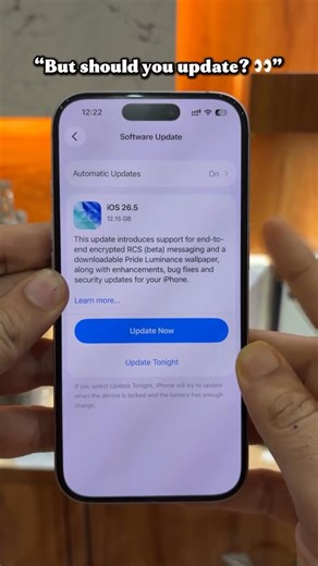 Apple iPhone New Update Review 🔥 | Top 5 iOS 26 Features for iPhone 😳 #iphone #tech #viral #shorts