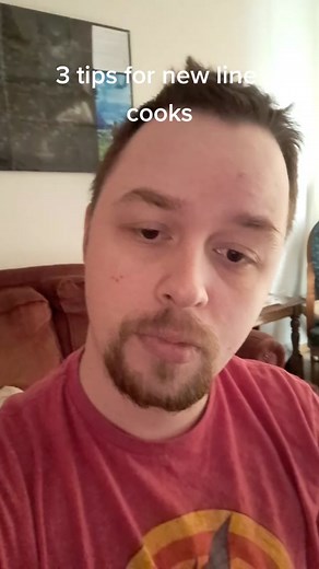 Essential Tips for New Line Cooks in a Restaurant