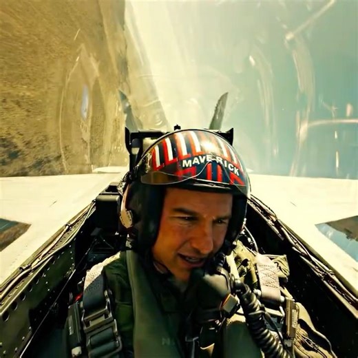 “Not Just a Pilot…” | TOKYOPHILE - Montagem Lunar Celestia #topgunmaverick #tomcruise