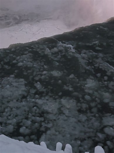 Ice flowing over Horseshoe Falls in Niagara Falls, Canada, this evening at 5:48 pm, January 27th, 2026. 📷 Jared Paxton #water #waterfall #niagarafalls #horseshoefalls #canada