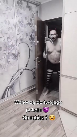 1.4K views · 24 reactions | Z archiwum x  Jaki Anioł taka aureola  #angel #devil #xmass #humor #aniamania | Anna Gonia | Facebook