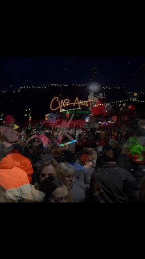 Reasons We Believe in Brighton #2... There are nights when downtown Brighton reminds us exactly why this community is so special, and Holiday Glow is one of them. This past Saturday, Main Street lit up with families, friends, and neighbors gathered under the winter sky. The Greater Brighton Area Chamber brought the evening to life with live music, children lining up to see Santa, bubbles floating through the air, and the kind of joyful energy that warms the entire downtown. The lights on the bui