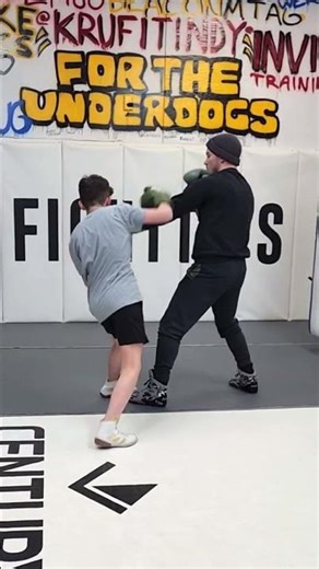 How I Taught a 12-year Old #Boxing Head Movement