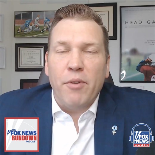 1.7K views | A new Harvard University survey shows 1/3 of former NFL players believe they have Chronic Traumatic Encephalopathy. However, players can only be diagnosed with CTE posthumously. On the #FOXNewsRundown doctor of neuroscience and former WWE wrestler Chris Nowinski joins to break down the effects of CTE. https://buff.ly/49izbOX | FOX News Radio | Facebook