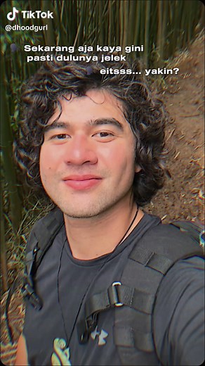 Calum Hood in 2014: A Look Back at 5SOS Highlights