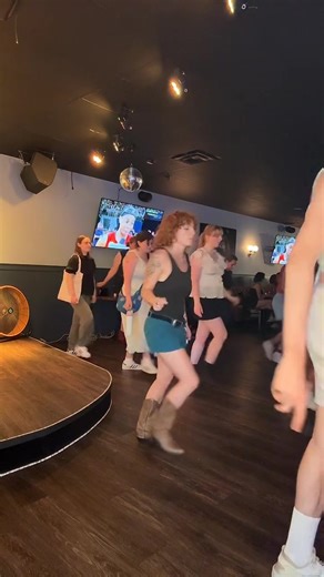 Come #dance with us 🌈 #Chicago #linedance #linedancing #countrydancing #rainbowriderschicago #chicagolinedancing #chicagolinedance