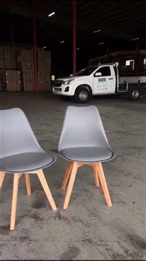 Padded Oliver Replica Dining Chairs Set of 4 – Padded Comfort, Beech Wood Legs & Modern Style ✨