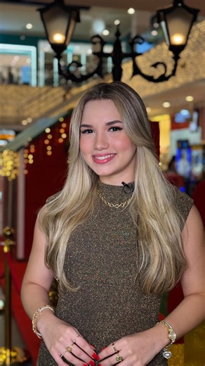 Iandê Shopping Caucaia on Instagram: "O Natal já iluminou o Iandê Shopping! 🎄✨ E para deixar essa época ainda mais especial, no dia 22 de novembro, às 17h, teremos o tão esperado passeio no Ônibus Iluminado da Empresa Vitória. 🚍🎅🏻 E para participar do passeio é simples. Basta postar uma foto natalina sua ou da família no Instagram e marcar o @iandeshoppingcaucaia 📸 A administração do shopping irá selecionar as 20 fotos, que darão direito a dois passaportes para o passeio pela cidade com o 