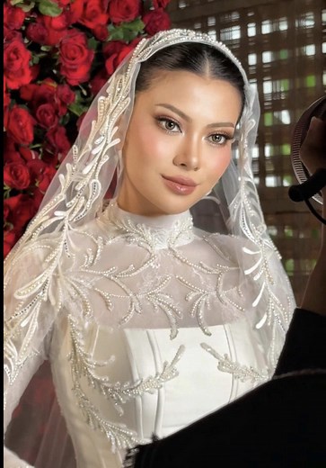 Stunning Bridal Makeup and Dress Ideas for Your Wedding