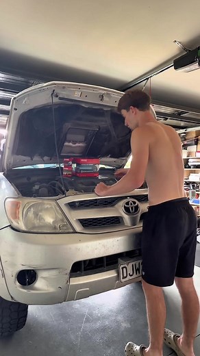 Airbox Installation Without Air Filter for N70 Hilux