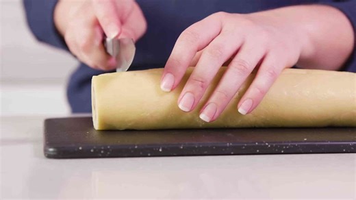 How to make cinnamon roll cookies