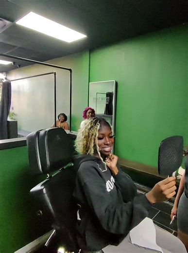 #houstontx #piercings #piercing #nose #reaction 15$ piercings 40$ dermals every day! 6640 Sw Freeway Houston Tx 77074