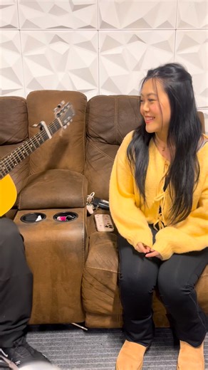 27K views · 602 reactions | Paula Yang Txawm Yuav Quaj #hmong #singer #acousticcover | Kyle Moua | Facebook